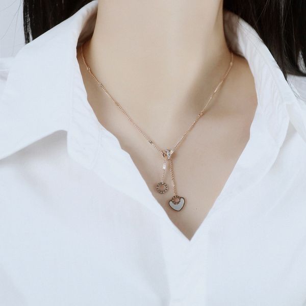 opk korean rose gold plated titanium steel necklace women's heart-shaped white beige roman circle inlaid with diamond clavicle chain, Black
opk korean rose gold plated titanium steel necklace women's heart-shaped white beige roman circle inlaid with diamond clavicle chain, Black