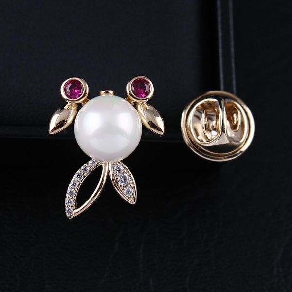 pins, brooches metal zirconia lapel pins men suit 2021 fashion small cute animal goldfish button brooch for women clothes, Gray
pins, brooches metal zirconia lapel pins men suit 2021 fashion small cute animal goldfish button brooch for women clothes, Gray