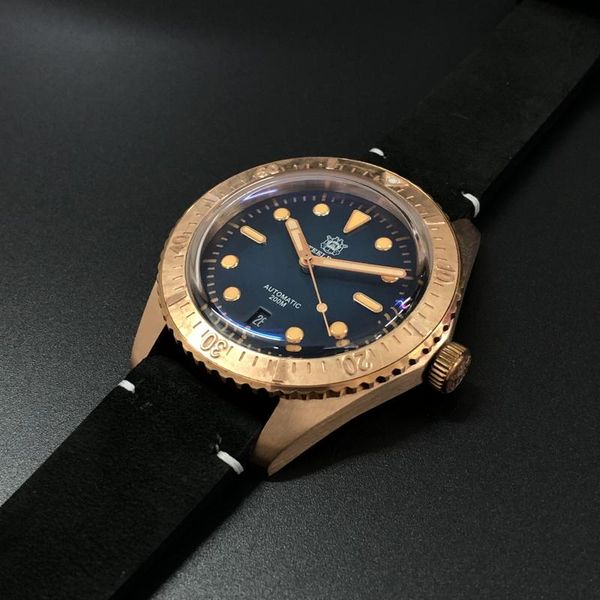 wristwatches steeldive 1965 cusn bronze dive watch 200m mechanical men sapphire crystal automatic movement nh35, Slivery;brown
wristwatches steeldive 1965 cusn bronze dive watch 200m mechanical men sapphire crystal automatic movement nh35, Slivery;brown