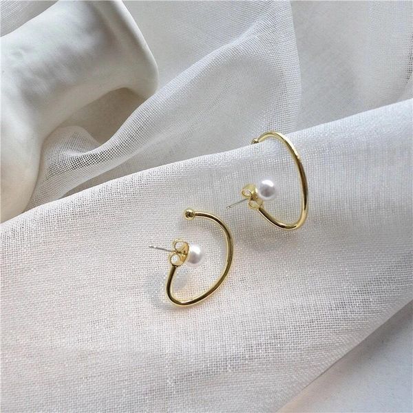 south korea g-shaped pearl earrings female temperament niche high-level sense of face thin stud, Golden;silver
south korea g-shaped pearl earrings female temperament niche high-level sense of face thin stud, Golden;silver