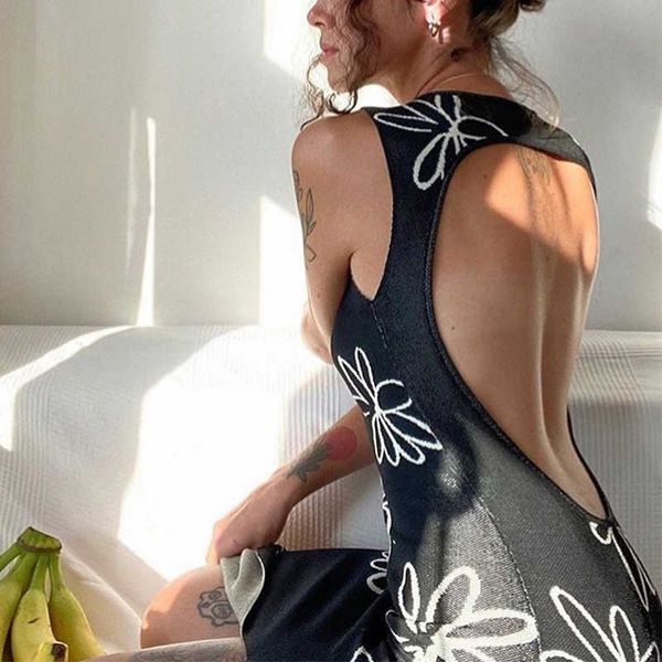 floral print summer party y2k bodycon dress women vintage harajuku knitted dress backless skinny korean outfits cuteandpsycho y0603, Black;gray
floral print summer party y2k bodycon dress women vintage harajuku knitted dress backless skinny korean outfits cuteandpsycho y0603, Black;gray