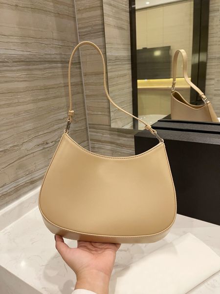 ladies brand axillary bag luxurys designers 2021 women handbag fashion handbags mother shoulder bags artwork wallet totes underarm package l
ladies brand axillary bag luxurys designers 2021 women handbag fashion handbags mother shoulder bags artwork wallet totes underarm package l