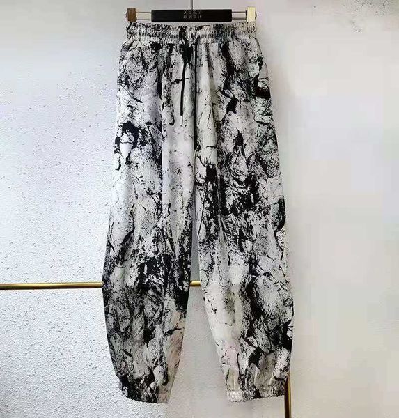 straight tie dyed wide leg pants high waist casual women's summer thin 2021 korean loose personality, Black;white
straight tie dyed wide leg pants high waist casual women's summer thin 2021 korean loose personality, Black;white