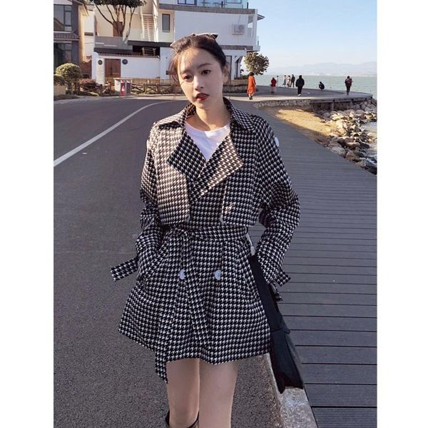 women's trench coats black and white plaid windbreaker jacket spring autumn short 2021 waist thin houndstooth coat, Tan;black
women's trench coats black and white plaid windbreaker jacket spring autumn short 2021 waist thin houndstooth coat, Tan;black