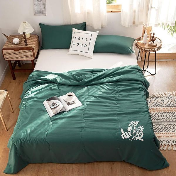 blankets fluorescent material, soft soy fabric sleeping quilt, warm and portable throwing blanket on the bed sofa at home travel
blankets fluorescent material, soft soy fabric sleeping quilt, warm and portable throwing blanket on the bed sofa at home travel