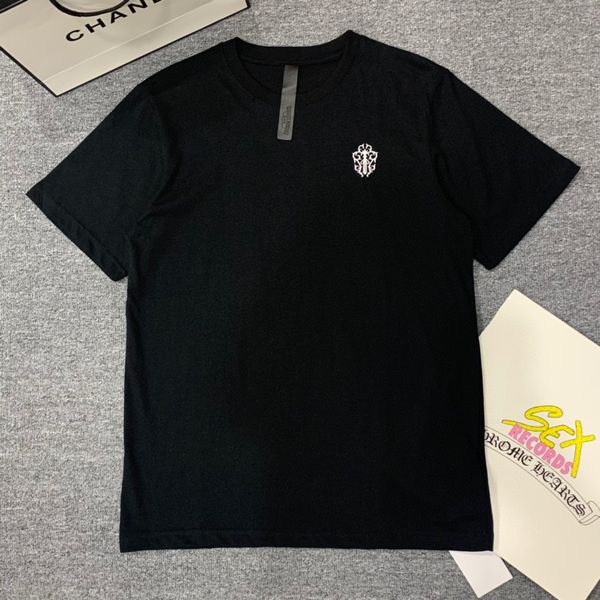 croosin 21 summer ch simple sanskrit sword cross embroidery high street men's and women's fashion round neck t-shirt s, White;black
croosin 21 summer ch simple sanskrit sword cross embroidery high street men's and women's fashion round neck t-shirt s, White;black