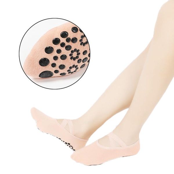 sports socks 1 pair breathable cotton yoga for women with cushion pilates barre barefoot workout home exercise slipper, Black 
sports socks 1 pair breathable cotton yoga for women with cushion pilates barre barefoot workout home exercise slipper, Black