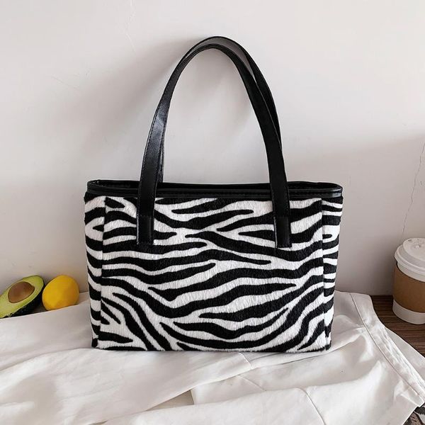 splicing pu plush handle satchel large capacity street shopping shoulder bag women simple solid zebra pattern handbag totes cross body
splicing pu plush handle satchel large capacity street shopping shoulder bag women simple solid zebra pattern handbag totes cross body