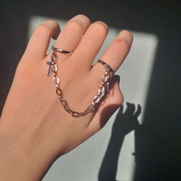 cluster rings retro punk hip-hop cross ring hand finger chain adjustable jewelry gift for men women connection double, Golden;silver
cluster rings retro punk hip-hop cross ring hand finger chain adjustable jewelry gift for men women connection double, Golden;silver