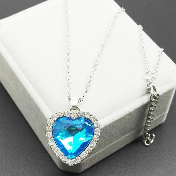 pendant necklaces wholesale 5 beautiful ocean star blue crystal necklace ladies girl jewelry fashion classic gift 2021 summer, Silver
pendant necklaces wholesale 5 beautiful ocean star blue crystal necklace ladies girl jewelry fashion classic gift 2021 summer, Silver