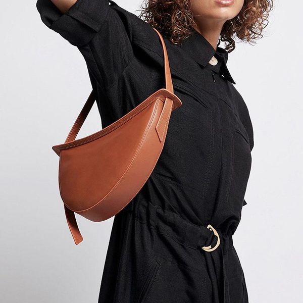 evening bags firmranch women's ins fashion retro style niche irregular brand design quality leather shoulder underarm saddle baguette b
evening bags firmranch women's ins fashion retro style niche irregular brand design quality leather shoulder underarm saddle baguette b