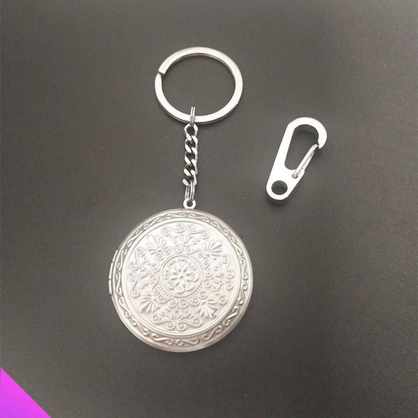 keychains keychain chain embossed pattern big round po frame stainless steel box jewelry pendant amulet man woman gift, Silver
keychains keychain chain embossed pattern big round po frame stainless steel box jewelry pendant amulet man woman gift, Silver