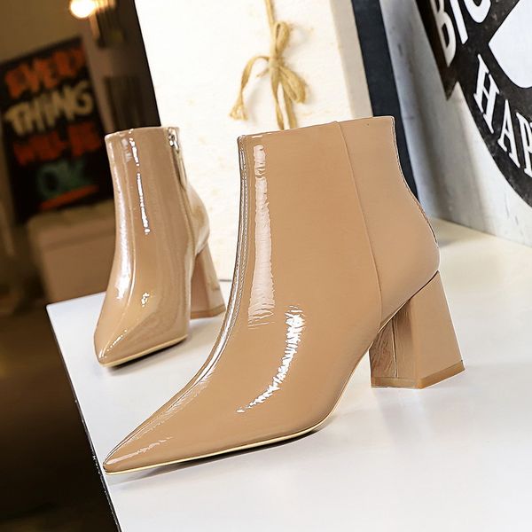 boots patent leather women fashion pointed toe thick heels winter ankle boots ladies, Black
boots patent leather women fashion pointed toe thick heels winter ankle boots ladies, Black