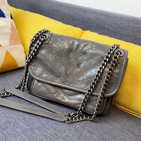 luxury designer handbag envelope bag lady chain shoulder bags postman messenger female classic niki bag
luxury designer handbag envelope bag lady chain shoulder bags postman messenger female classic niki bag
