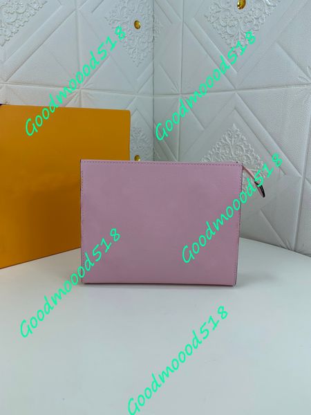 2021 new fashion leather cosmetic pouch women makeup bags wallet purse clutch bag handbag clutch purse 3 colors make up bag cases 80504 26x2
2021 new fashion leather cosmetic pouch women makeup bags wallet purse clutch bag handbag clutch purse 3 colors make up bag cases 80504 26x2