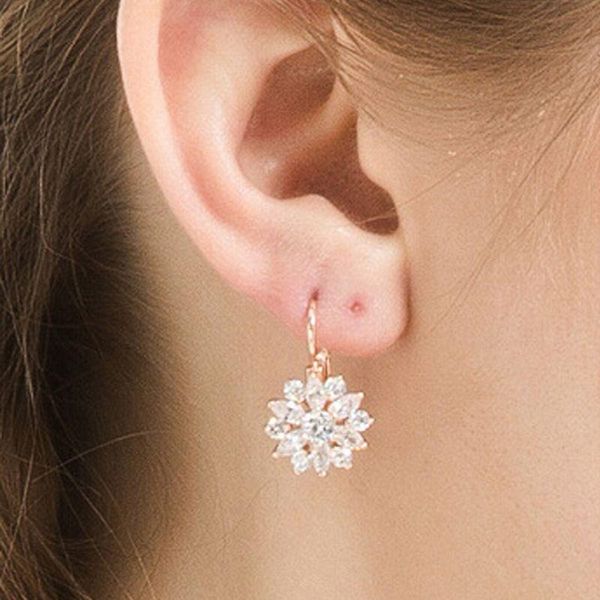 stud romantic clear stone flower crystals earrings women cubic zirconia jewelry, Golden;silver
stud romantic clear stone flower crystals earrings women cubic zirconia jewelry, Golden;silver