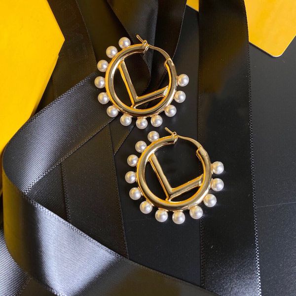 pearl gold earring for womens ladied luxurys designers ear studs fashion casual diamond jewelry letter f printed orecchini box, Golden
pearl gold earring for womens ladied luxurys designers ear studs fashion casual diamond jewelry letter f printed orecchini box, Golden