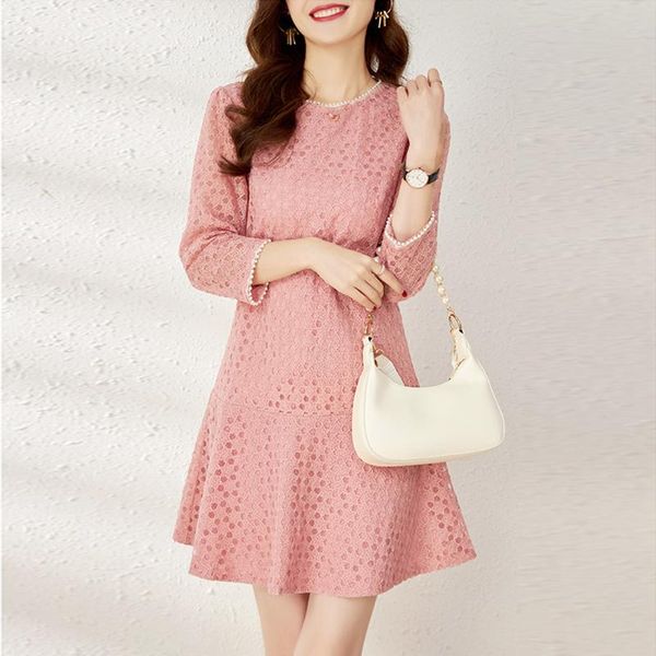 casual dresses sweet pink mini 3/4 sleeve women clothing fall black dress korean pearl hollow out lace elegant vestidos 21, Black;gray
casual dresses sweet pink mini 3/4 sleeve women clothing fall black dress korean pearl hollow out lace elegant vestidos 21, Black;gray