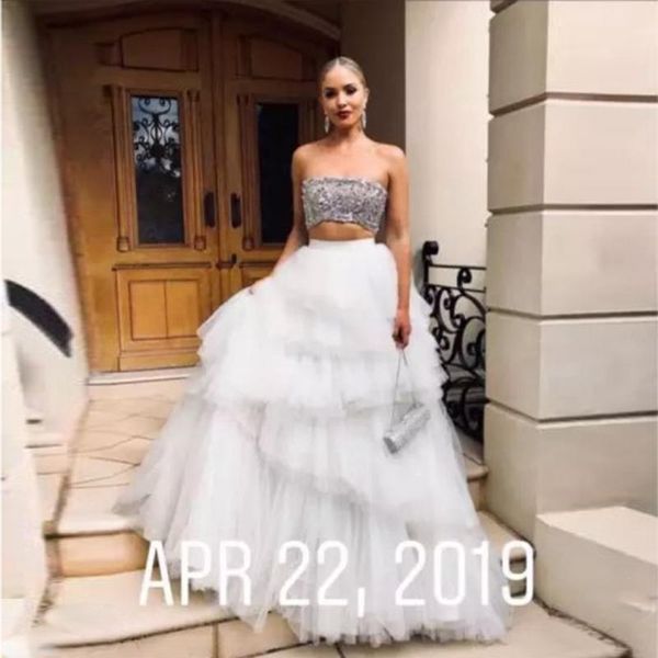 casual dresses 2021 2 pieces prom gowns tiered tulle sequined women formal party two long evening wear custom made, Black;gray
casual dresses 2021 2 pieces prom gowns tiered tulle sequined women formal party two long evening wear custom made, Black;gray