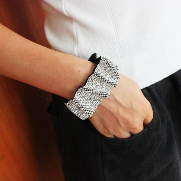 charm bracelets d&d fashion multiple styles crystal shine for women luxury couple bangles wedding bridal gifts, Golden;silver
charm bracelets d&d fashion multiple styles crystal shine for women luxury couple bangles wedding bridal gifts, Golden;silver