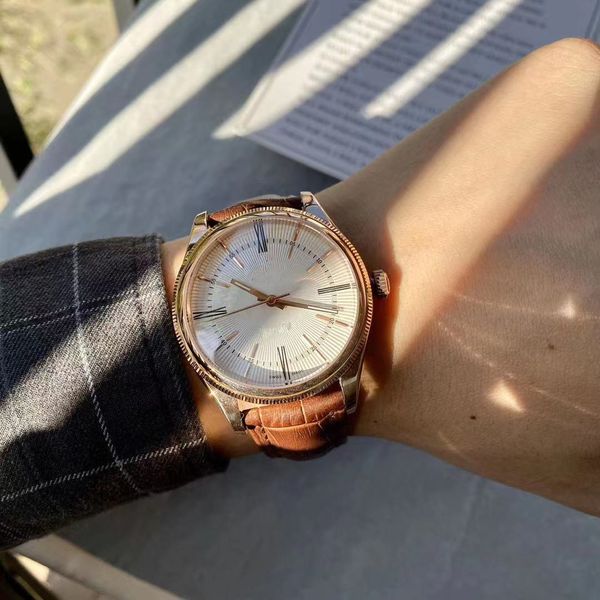 business casual men's 40mm automatic mechanical watch mineral wear-resistant mirror stainless steel case with high-quality leather stra, Slivery;brown
business casual men's 40mm automatic mechanical watch mineral wear-resistant mirror stainless steel case with high-quality leather stra, Slivery;brown