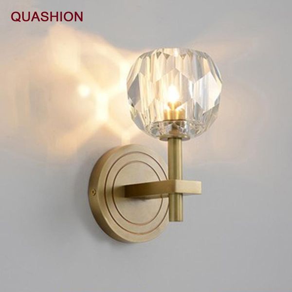 wall lamp post modern luxury nordic diamond brass crystal led ball stairs bedroom living room cafe bedside forhome decor fixture
wall lamp post modern luxury nordic diamond brass crystal led ball stairs bedroom living room cafe bedside forhome decor fixture