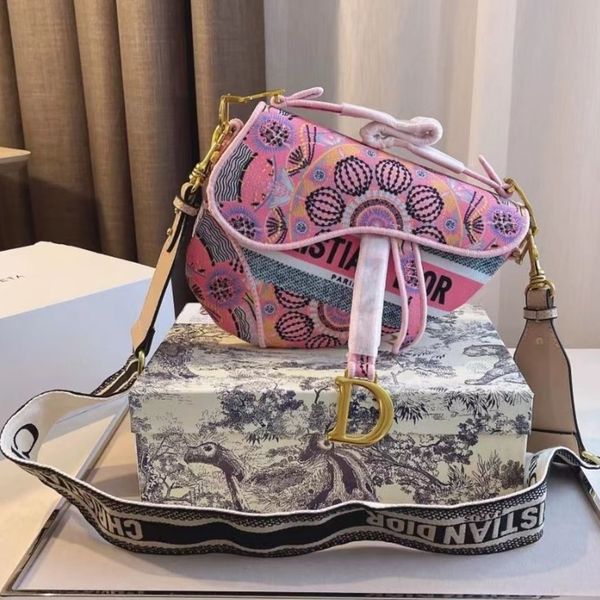 2021 bags women luxury saddle underarm bag crossbody one shoulder chest handbag christian handbags yd3a
2021 bags women luxury saddle underarm bag crossbody one shoulder chest handbag christian handbags yd3a