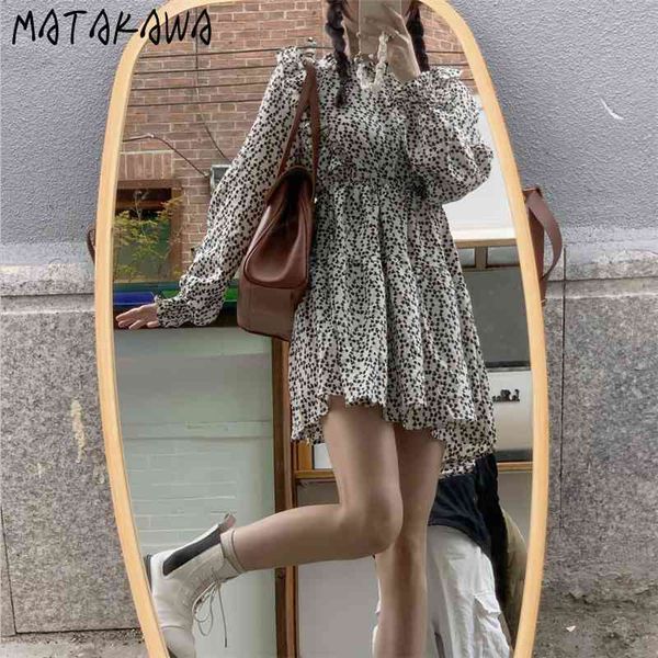 matakawa spring slim waist retro floral vestidos women's mini dresses for women o-neck ruffles a-line femme robe 210513, Black;gray
matakawa spring slim waist retro floral vestidos women's mini dresses for women o-neck ruffles a-line femme robe 210513, Black;gray