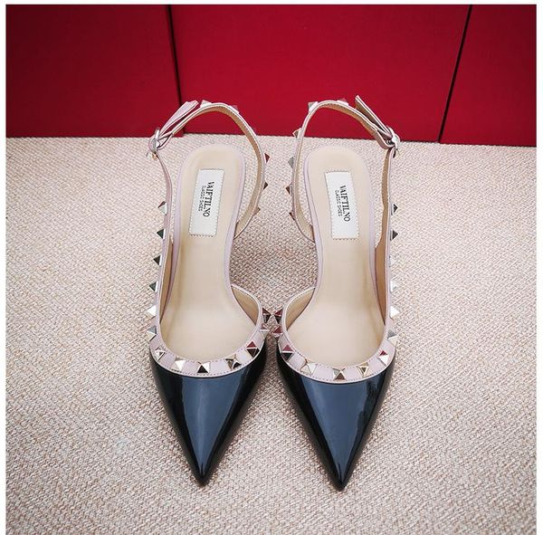 sandals 2021 luxury designer rivets 6cm high heel pointed toe wedding shoes v brand women, Black
sandals 2021 luxury designer rivets 6cm high heel pointed toe wedding shoes v brand women, Black