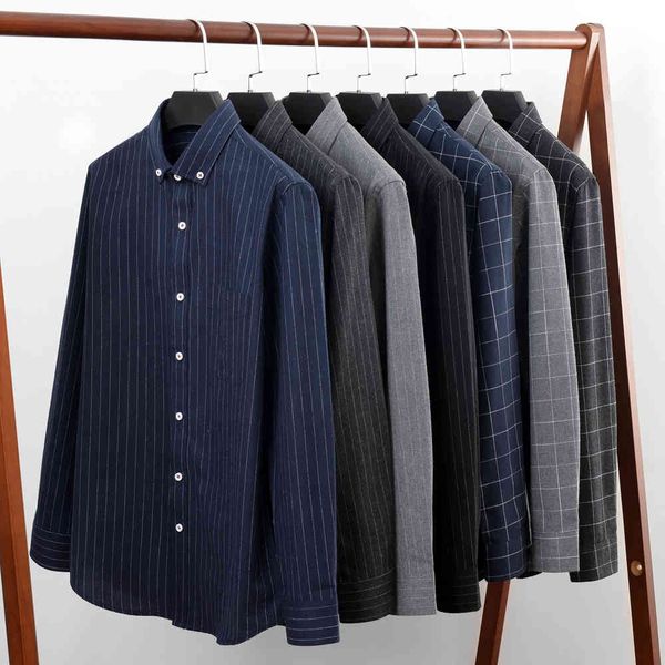 large size 5xl 6xl 7xl 8xl 9xl 10xl long sleeve casual shirt men classic style striped lattice loose shirt men brand clothes 210410, White;black
large size 5xl 6xl 7xl 8xl 9xl 10xl long sleeve casual shirt men classic style striped lattice loose shirt men brand clothes 210410, White;black