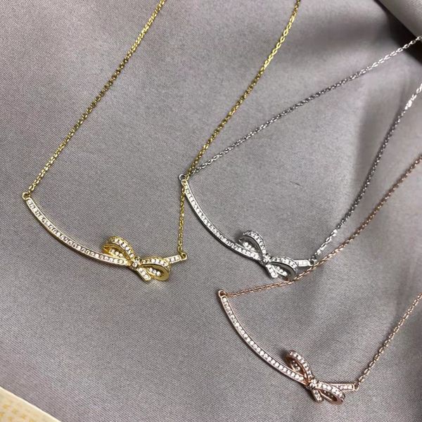 luxury designer fashion simple diamond bow necklace gold silver rose gold three colors are available
luxury designer fashion simple diamond bow necklace gold silver rose gold three colors are available