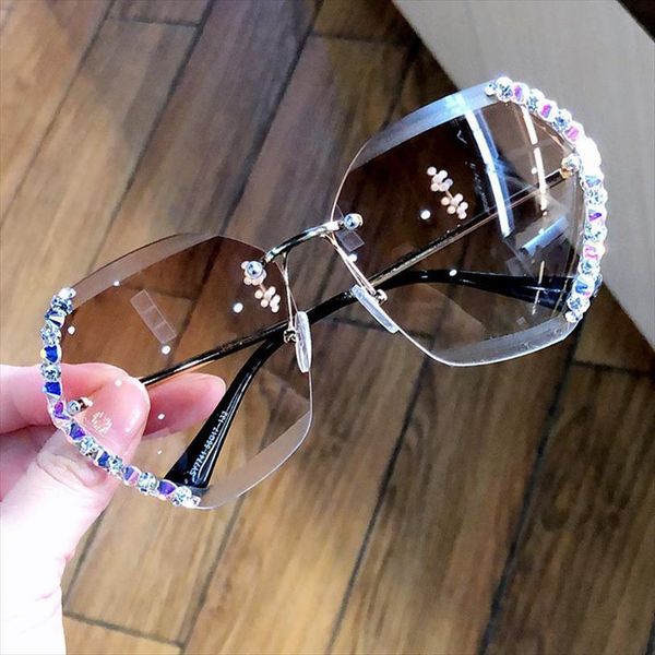 Vintage Fashion Oversized Rimless Sunglasses Women Famous Brand Design Sexy Diamond Square Sun Glasses For Female Uv400, White;black
Vintage Fashion Oversized Rimless Sunglasses Women Famous Brand Design Sexy Diamond Square Sun Glasses For Female Uv400, White;black