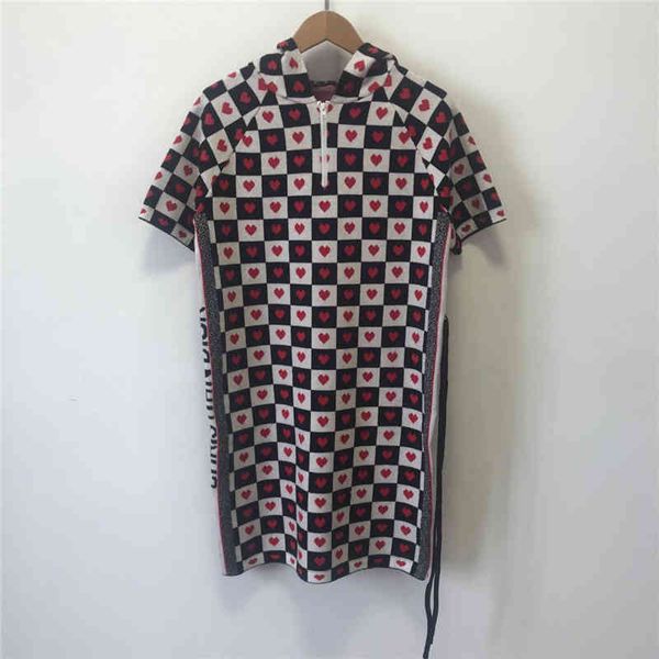 2022 factory wholesale new model version early autumn plaid love contrast color lace straight tube zipper hat sweater dress women, White;black
2022 factory wholesale new model version early autumn plaid love contrast color lace straight tube zipper hat sweater dress women, White;black
