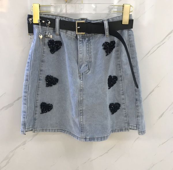 2021 summer european love beaded ladies short denim skirts fashion slimming high waist a- line women jeans mini skirt, Black 
2021 summer european love beaded ladies short denim skirts fashion slimming high waist a- line women jeans mini skirt, Black