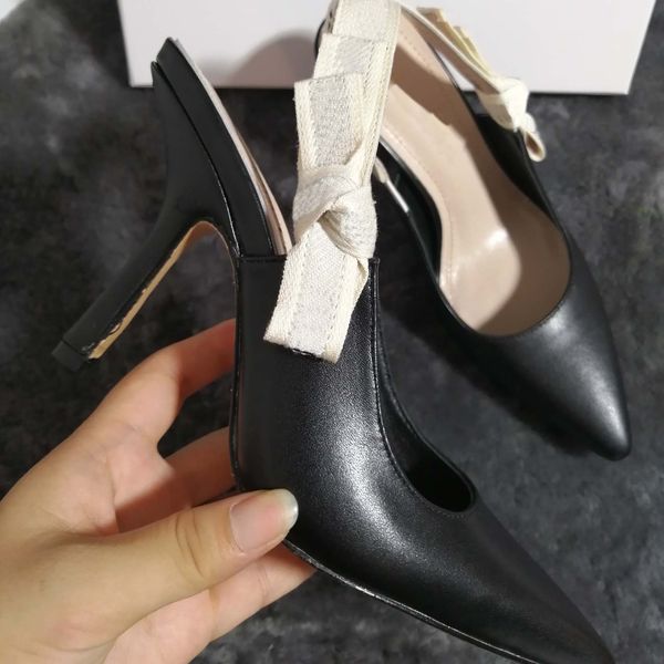 2021 high heels brand summer shoes designers womens sandals women slip on pointed toe sandal slingback pumps with box size 34-41, Black
2021 high heels brand summer shoes designers womens sandals women slip on pointed toe sandal slingback pumps with box size 34-41, Black