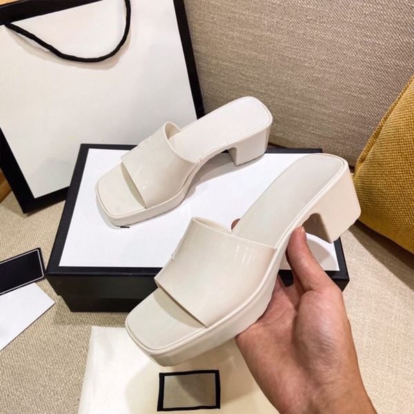 2022 women luxury designer sandals slipper high heels rubber slide sandal platform chunky 2.4 heel height shoes summer womens embossed flip, Black
2022 women luxury designer sandals slipper high heels rubber slide sandal platform chunky 2.4 heel height shoes summer womens embossed flip, Black