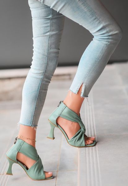dress shoes bvea store fashion summer women 's casual sandals slippers myem mit green skin high-heeled, Black
dress shoes bvea store fashion summer women 's casual sandals slippers myem mit green skin high-heeled, Black