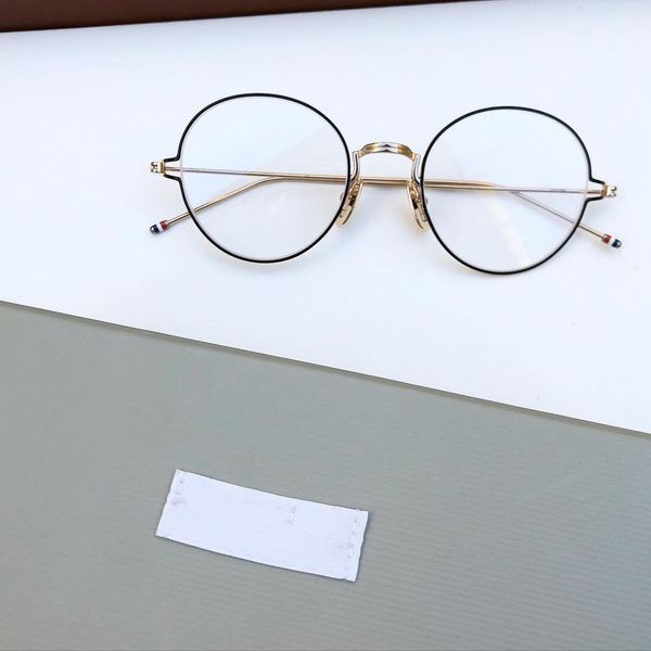 luxury designer glasses new york brand thom eyeglasses frame retro round tbx915 myopia men women titanium alloy gafas optical glasses with o, White;black
luxury designer glasses new york brand thom eyeglasses frame retro round tbx915 myopia men women titanium alloy gafas optical glasses with o, White;black