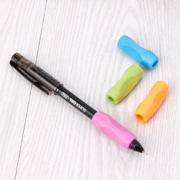 4pcs children pencil holding practise device for correcting pen holder postures 32cb refills, Black;red
4pcs children pencil holding practise device for correcting pen holder postures 32cb refills, Black;red