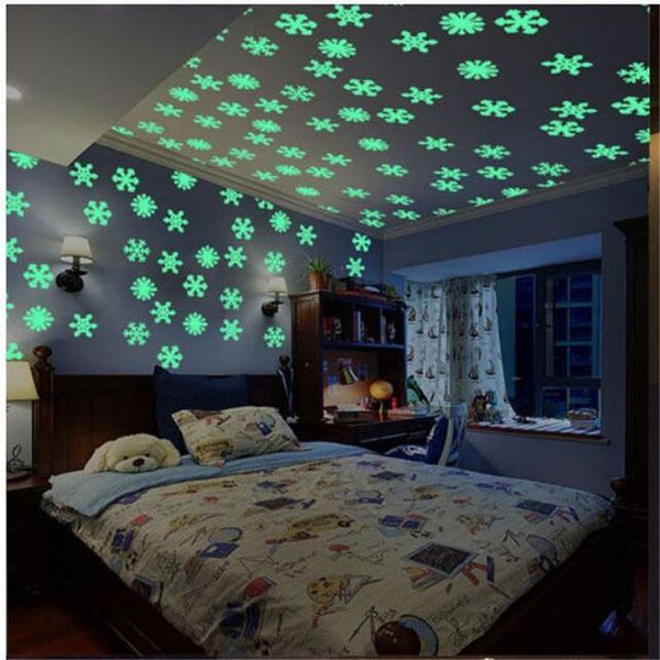 wall stickers colorful luminous snowflake for kids room in dark decor glowing bedroom christmas decoration 50pcs/set
wall stickers colorful luminous snowflake for kids room in dark decor glowing bedroom christmas decoration 50pcs/set