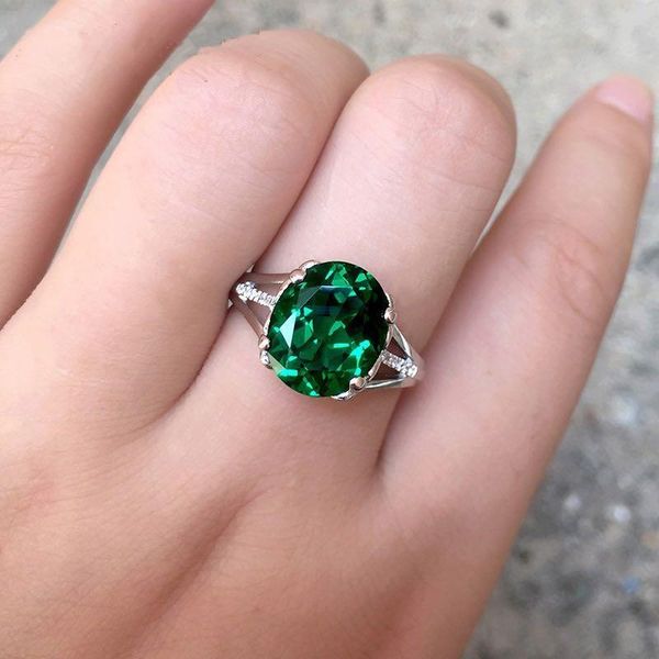 cluster rings ulex fashion simple ring with green zircon stone for women wedding engagement luxury square crystal jewelry, Golden;silver
cluster rings ulex fashion simple ring with green zircon stone for women wedding engagement luxury square crystal jewelry, Golden;silver