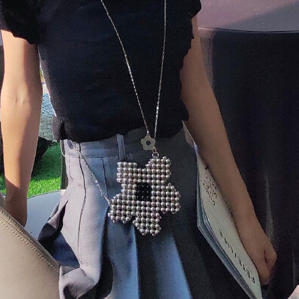 evening bags 2021 china mini size pearl woven hasp closure star shape beaded crossbody bag with metal chain
evening bags 2021 china mini size pearl woven hasp closure star shape beaded crossbody bag with metal chain