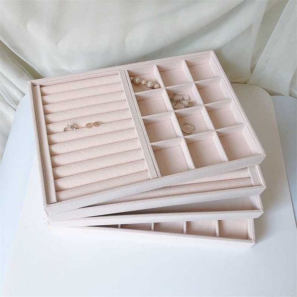 velvet ring ears display tray fashion jewelry cufflink organizer holder under case shows ears jewelr 211105, Black
velvet ring ears display tray fashion jewelry cufflink organizer holder under case shows ears jewelr 211105, Black
