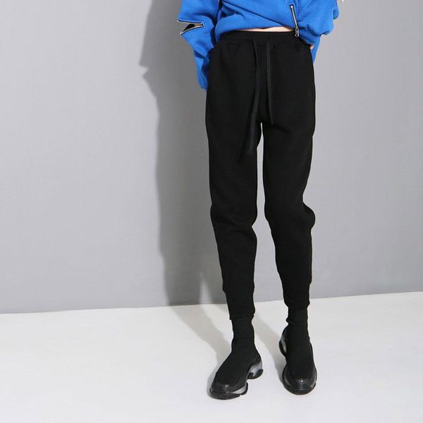 women's pants & capris 2021 winter thicker black harem women casual elasic waist trousters ladies harajuku, Black;white
women's pants & capris 2021 winter thicker black harem women casual elasic waist trousters ladies harajuku, Black;white