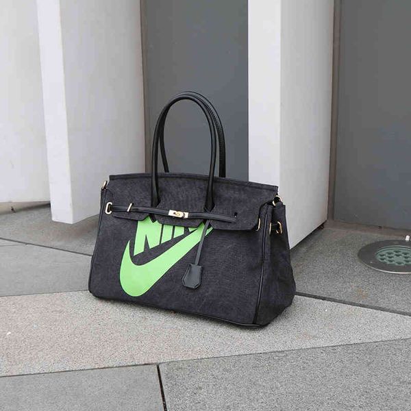 fashion brand women's spoof 45brikin canvas luggage fitness large capacity handbag
fashion brand women's spoof 45brikin canvas luggage fitness large capacity handbag