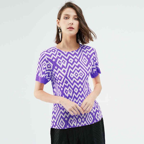 t-shirt summer female symmetrical around neck sweet sleeve short women's graphic shirts aesthetic clothes, White
t-shirt summer female symmetrical around neck sweet sleeve short women's graphic shirts aesthetic clothes, White
