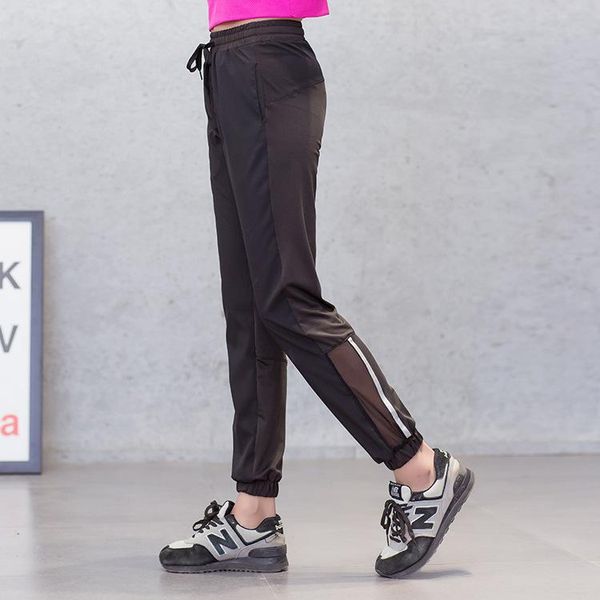 women's pants & capris 2021 korean slim women loose sports lady fitness outdoor quick-drying reflective night running, Black;white
women's pants & capris 2021 korean slim women loose sports lady fitness outdoor quick-drying reflective night running, Black;white