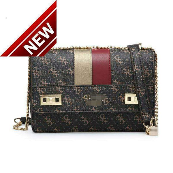 2020 new guss double cross lock chain small square alligator color matching women's bag
2020 new guss double cross lock chain small square alligator color matching women's bag