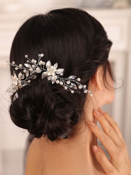 Silver Wedding Hair Pin Flower Leaf Pearl Rhinestone Hair Clip Elegant Women Headdress Party Bridal Headwear Hair Jewelry
Silver Wedding Hair Pin Flower Leaf Pearl Rhinestone Hair Clip Elegant Women Headdress Party Bridal Headwear Hair Jewelry