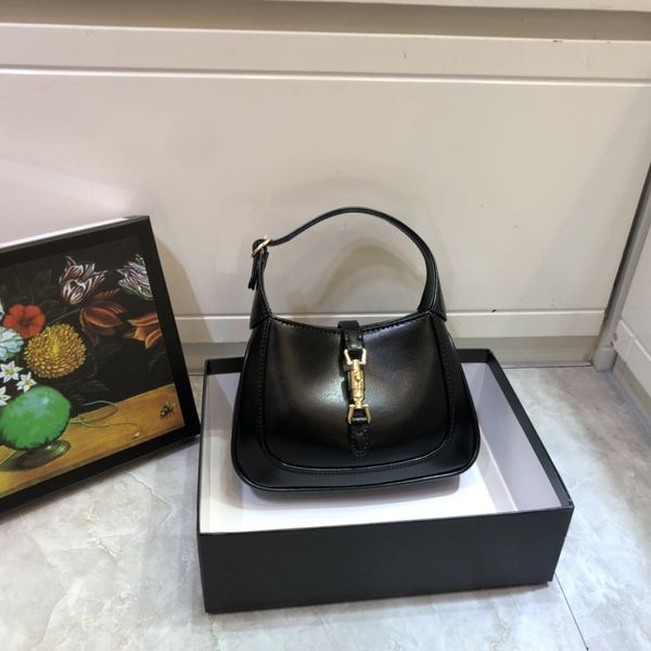 fashion design leather bag removable shoulder strap womens underarm bag advanced color choice shoulder bag retro exquisite style pocket
fashion design leather bag removable shoulder strap womens underarm bag advanced color choice shoulder bag retro exquisite style pocket